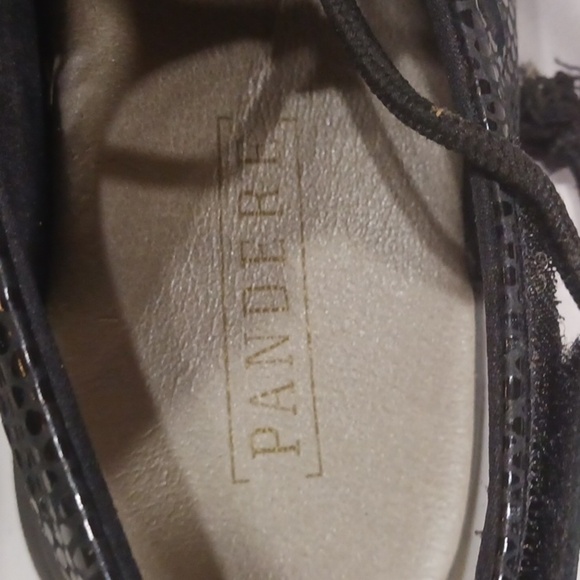 Pandere Tango Black Leather Snakeskin Embossed Bungee Comfort Sandals - Picture 4 of 10